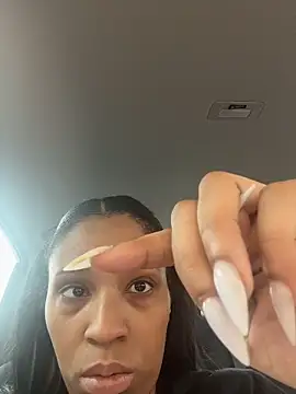 Snapshot of YeahhhitsBreezy chatting on 03.28.26 YeahhhitsBreezy online show from 03.28.26