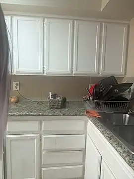 Snapshot of YeahhhitsBreezy chatting on 03.30.26 YeahhhitsBreezy online show from 03.30.26