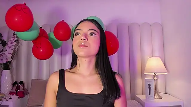 AriaBelles online show from 11.14.25