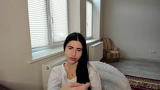 Malibu J online show from 11.28.25