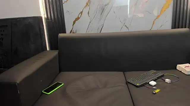 Snapshot of ALEX_MILLER25 chatting on 09.25.25 ALEX MILLER25 online show from 09.25.25