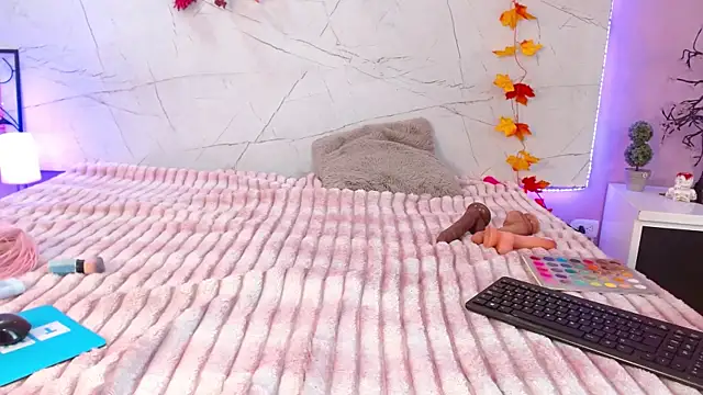 Snapshot of GABRIELLFOSTER chatting on 11.23.25 GABRIELLFOSTER online show from 11.23.25