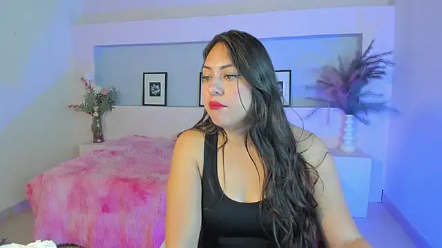 ZaraRosse7 online show from 10.13.25