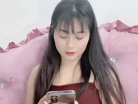 Snapshot of Lie_liee chatting on 12.19.25 Lie liee online show from 12.19.25