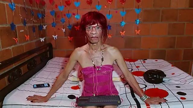 lorenacapelli online show from 10.23.25