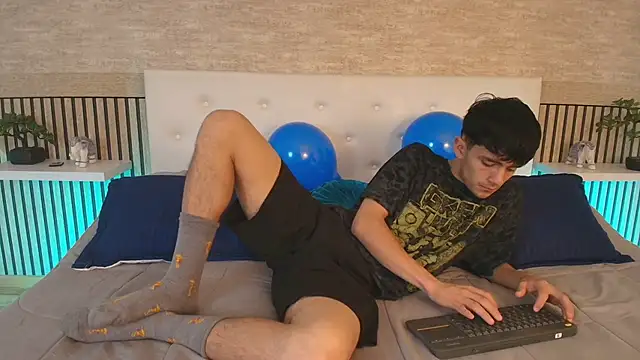 Axel Draven online show from 11.07.25