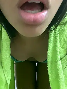 Snapshot of anywiilliane chatting on 11.15.25 anywiilliane online show from 11.15.25