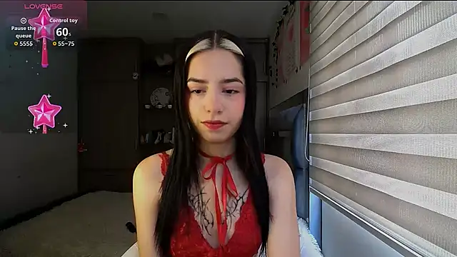 Snapshot of Kittyross chatting on 12.14.25 Kittyross online show from 12.14.25