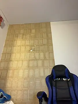 Snapshot of came_lia1 chatting on 11.29.25 came lia1 online show from 11.29.25