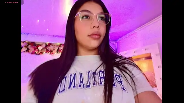 kloe28 online show from 11.26.25