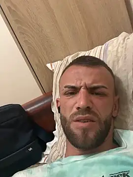 Snapshot of sexyman1936 chatting on 11.02.25 sexyman1936 online show from 11.02.25