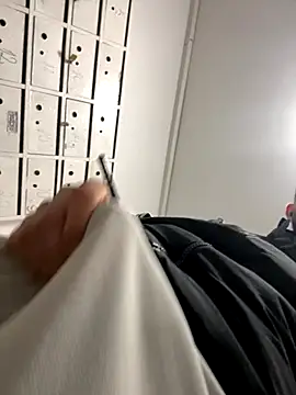 Snapshot of sexyman1936 chatting on 11.09.25 sexyman1936 online show from 11.09.25