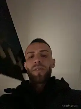 Snapshot of sexyman1936 chatting on 11.14.25 sexyman1936 online show from 11.14.25