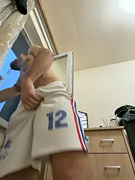 Snapshot of sexyman1936 chatting on 11.28.25 sexyman1936 online show from 11.28.25