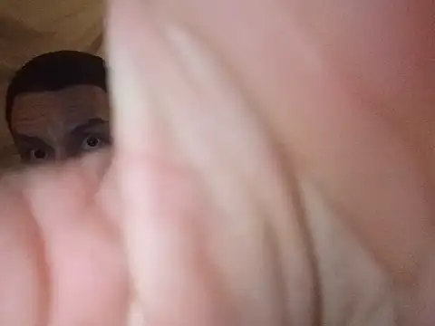 Snapshot of FreaxxxyAngel chatting on 11.16.25 FreaxxxyAngel online show from 11.16.25