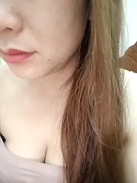 Girl Shy2000 online show from 11.08.25