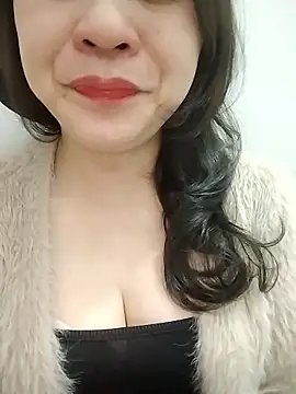 Girl Shy2000 online show from 01.14.26