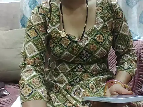 Snapshot of RINA_RANI_0 chatting on 10.26.25 RINA RANI 0 online show from 10.26.25