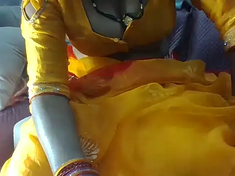 Snapshot of RINA_RANI_0 chatting on 10.27.25 RINA RANI 0 online show from 10.27.25