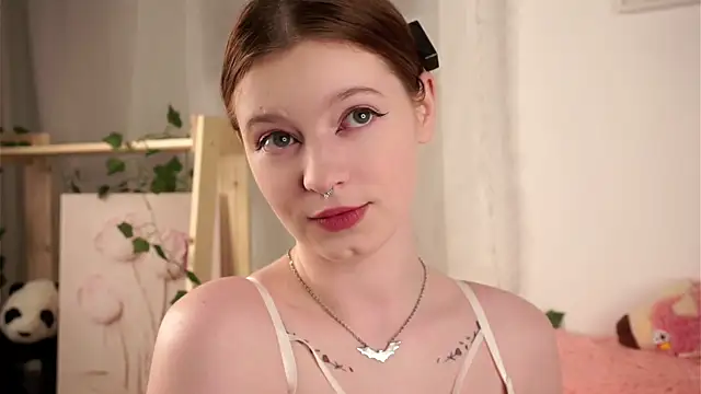 Snapshot of Wandarful_Wanda chatting on 11.24.25 Wandarful Wanda online show from 11.24.25