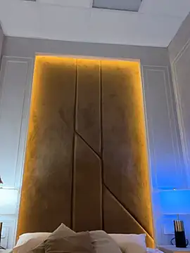 Snapshot of Luna_Olsen chatting on 01.15.26 Luna Olsen online show from 01.15.26