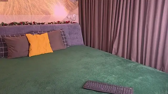 MilaYumi online show from 05.22.26
