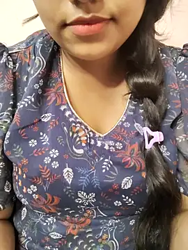 Miss Rose   online show from 10.17.25