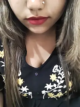 Miss Rose   online show from 11.04.25