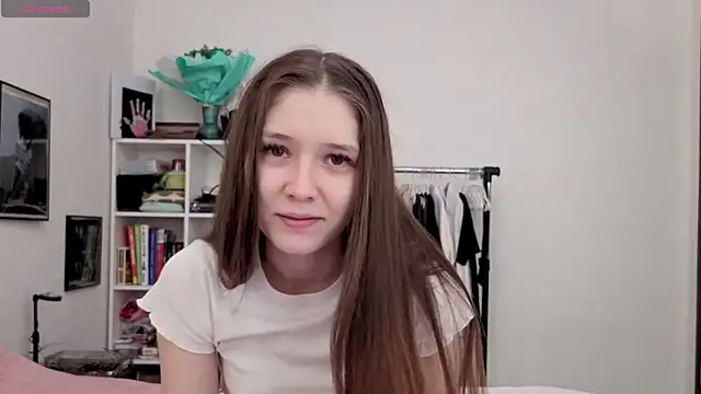 Denny Yorgeritai online show from 03.24.26