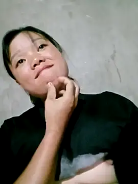 Snapshot of Samyy_xx chatting on 10.26.25 Samyy xx online show from 10.26.25