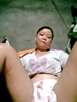 Snapshot of Samyy_xx chatting on 10.29.25 Samyy xx online show from 10.29.25