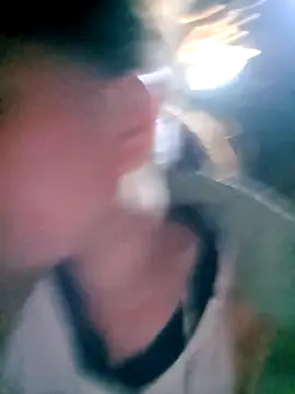 Snapshot of Samyy_xx chatting on 11.26.25 Samyy xx online show from 11.26.25