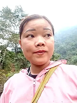 Snapshot of Samyy_xx chatting on 12.02.25 Samyy xx online show from 12.02.25