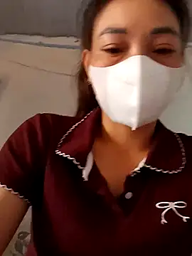 Snapshot of Phiny_xx chatting on 10.05.25 Phiny xx online show from 10.05.25