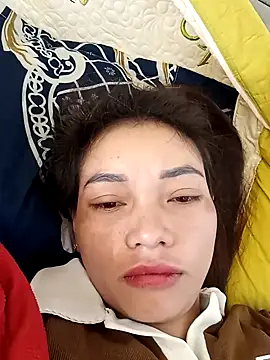 Snapshot of Phiny_xx chatting on 10.18.25 Phiny xx online show from 10.18.25