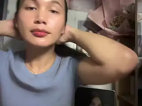 Snapshot of FelicityLincoln chatting on 05.16.26 FelicityLincoln online show from 05.16.26