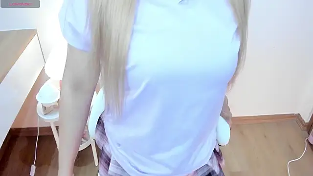  itsyumi  online show from 10.16.25