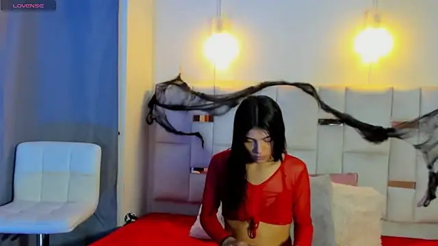 AelithEscarlata online show from 10.20.25