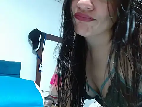 Maira Diaz online show from 10.22.25