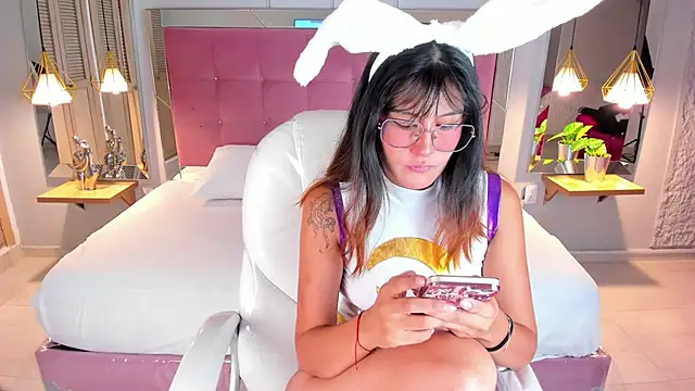 LillyWillss online show from 11.30.25