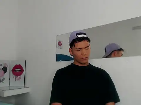 Aaron Foxxx online show from 11.16.25