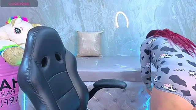 Snapshot of draviana_a_ chatting on 02.18.26 draviana a online show from 02.18.26