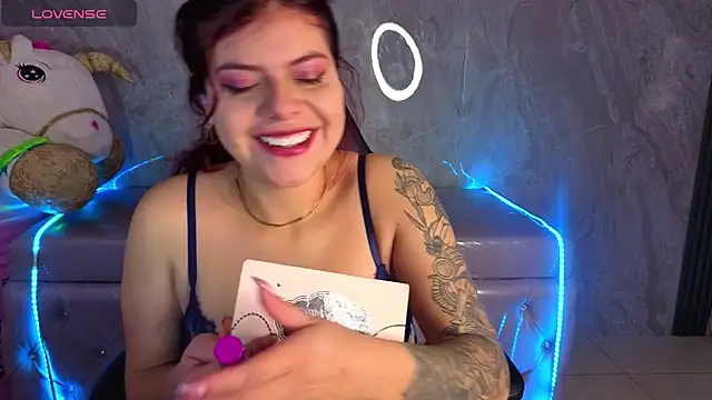 Snapshot of draviana_a_ chatting on 02.20.26 draviana a online show from 02.20.26