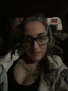 Snapshot of inkdmagz chatting on 10.17.25 inkdmagz online show from 10.17.25