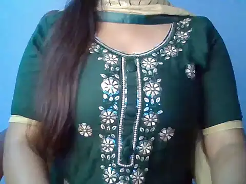 LOVELY SUKOON online show from 10.13.25