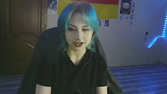 LeisaHopperstad online show from 02.13.26