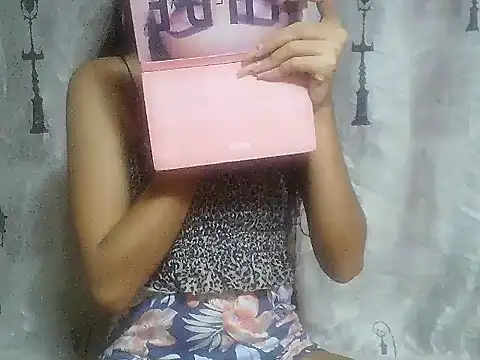 SweetPussie18x online show from 12.22.25