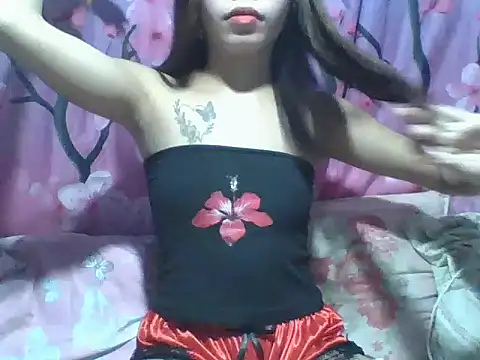 Snapshot of SweetPussie18x chatting on 03.02.26 SweetPussie18x online show from 03.02.26