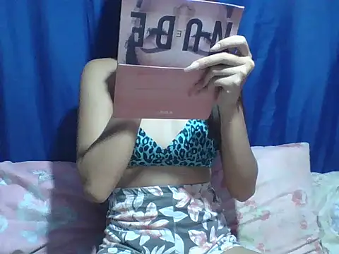 Snapshot of SweetPussie18x chatting on 03.10.26 SweetPussie18x online show from 03.10.26