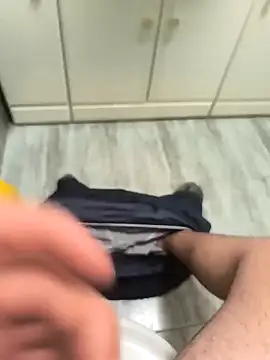 Snapshot of sebas_sexo_goloso chatting on 10.05.25 sebas sexo goloso online show from 10.05.25